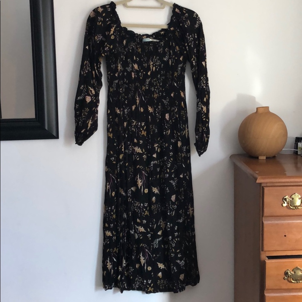 Gorgeous Open Slit Black Flower Dress